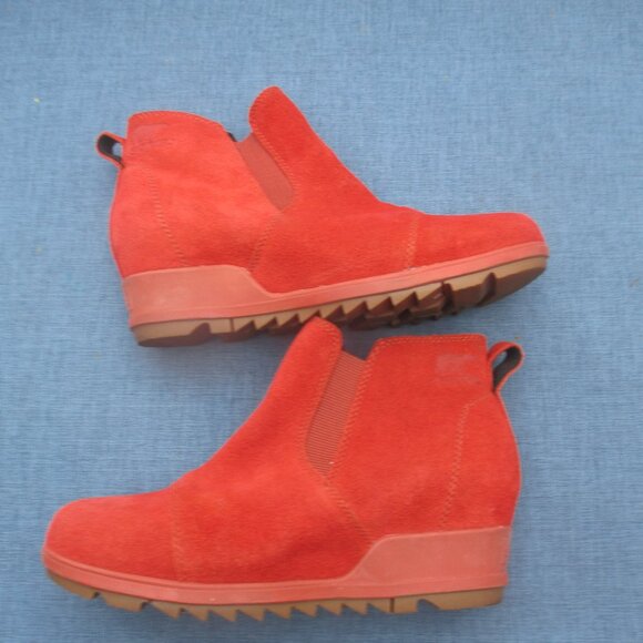 SOREL Women's Evie Pull On Suede Wedge Bootie Waterproof Lug Sole Warp Red~ 9.5 - Picture 8 of 11